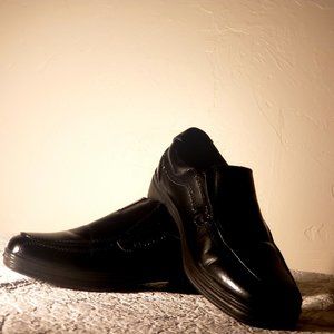 Deer Stags Dress Shoes, Used, Almost New, Size 2, Black